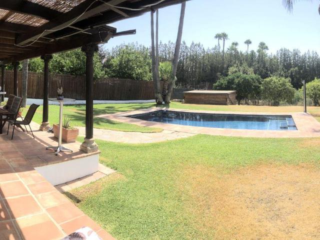 Finca en venta en Barriada Islas Canarias, Costa del Sol Occidental