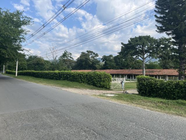 Finca En Venta En Guadalajara De Buga En. V207481