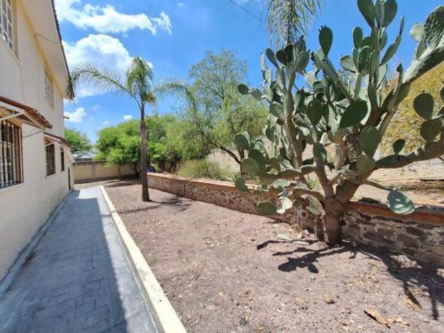 FINCA EN VENTA EN JURIQUILLA LA SOLANA 4031 METROS DE TERRENO