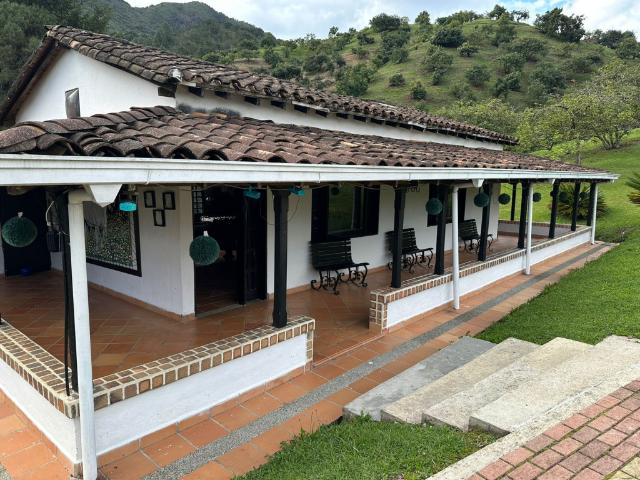 Finca en venta en Antioquia, Guarne