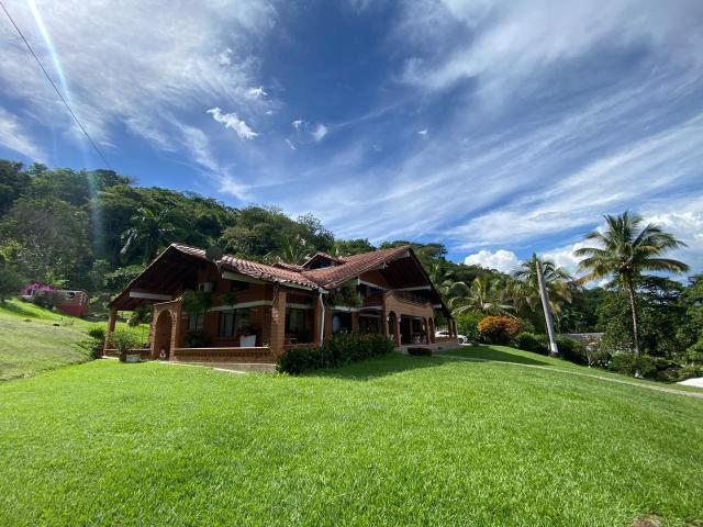 Finca En Venta En La Pintada En. V241636