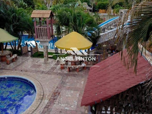 Terreno en venta en Cacique Mara, Maracaibo