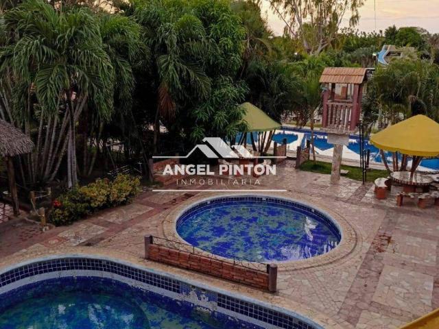 Terreno en venta en Cacique Mara, Maracaibo