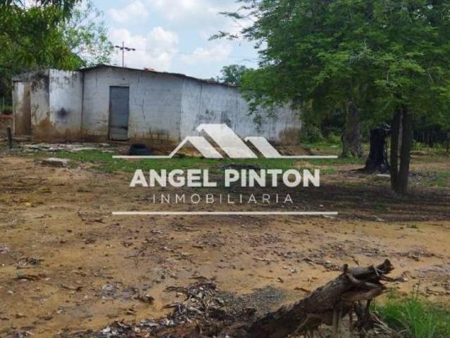 Terreno en venta en Cacique Mara, Maracaibo