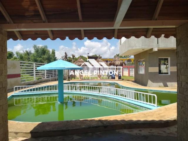 Terreno en venta en Cacique Mara, Maracaibo