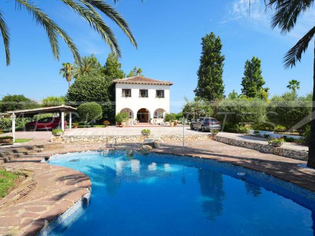 Finca en venta en Pedreguer Finca en venta en Pedreguer