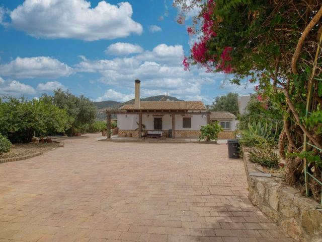 Finca en venta en Mondrón, La Axarquía