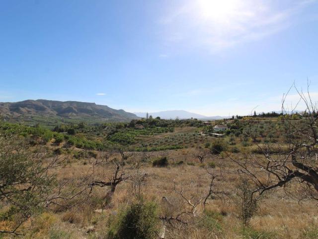 Finca en venta en Pizarra