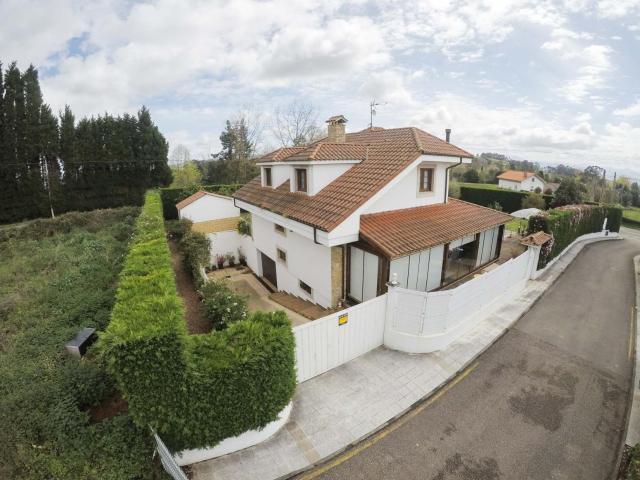 Finca en venta en Siero, Castañera