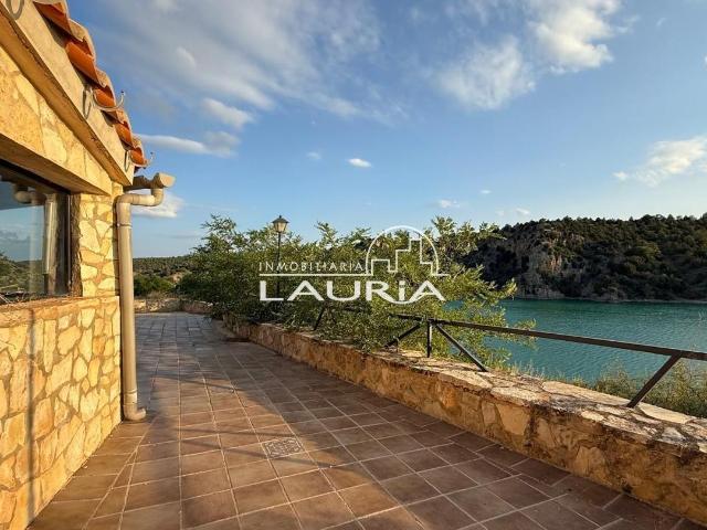 Finca en venta en Teruel