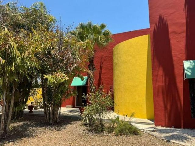 Finca Henequenera del Siglo XIX – Remodelada