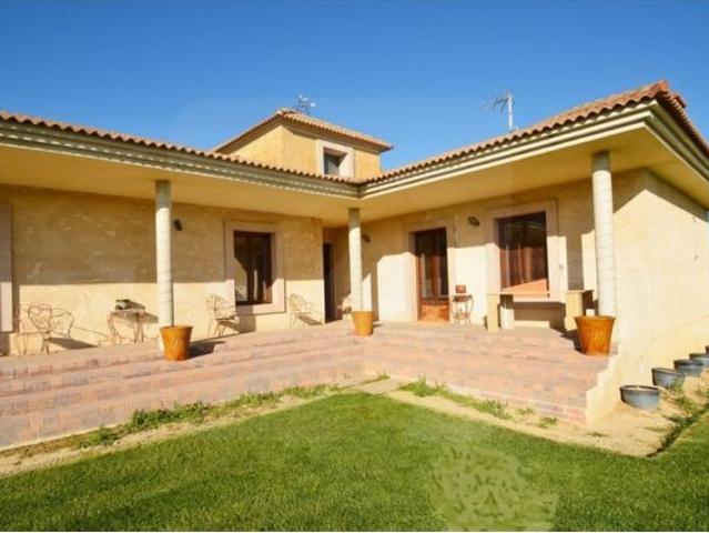 Local Comercial en venta en Palacios De Goda, Castilla y León