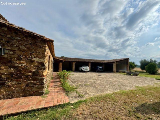 Casa en venta en Cantallops, Gironès