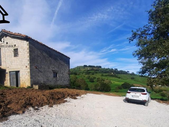 Chalet en venta en Saro, Cantabria