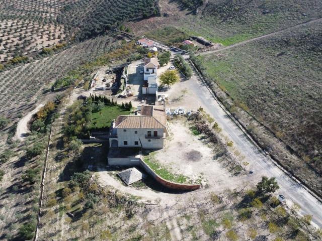 Casa en venta en Osuna, Andalucía