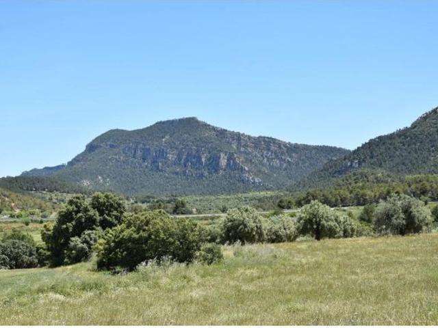 Local Comercial en venta en Matarraña / Matarranya, Valderrobres
