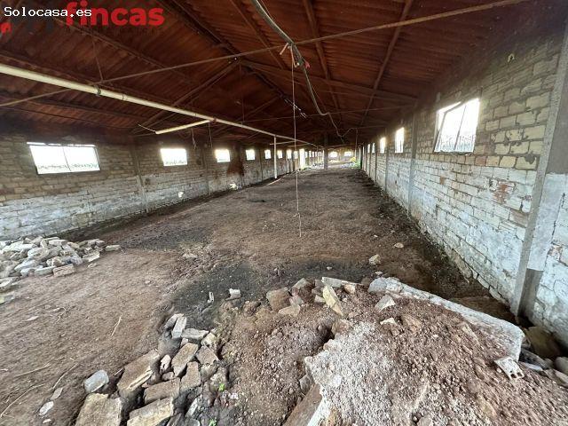 Local Comercial en venta en Arahal, Andalucía
