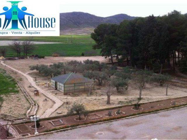 Local Comercial en alquiler en Tobarra, Castilla-La Mancha