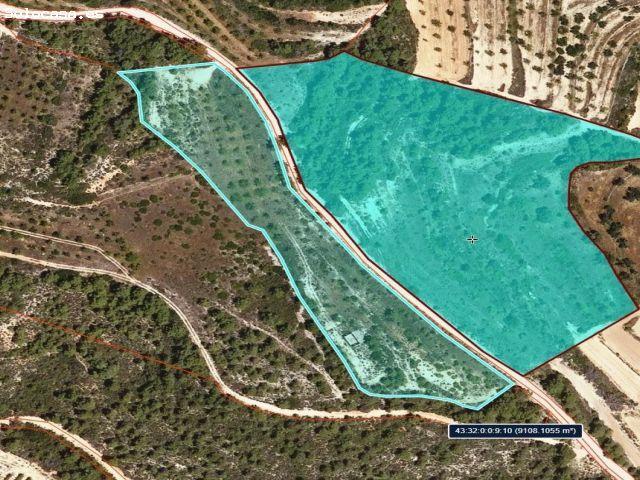 Local Comercial en venta en Boiro