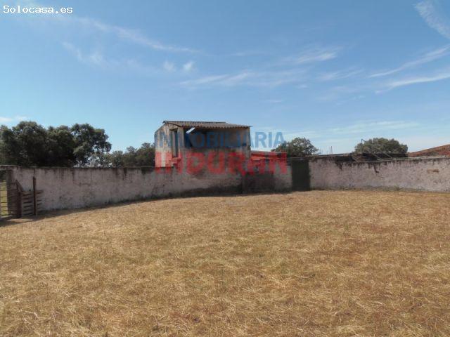 Casa en venta en Casatejada, Extremadura