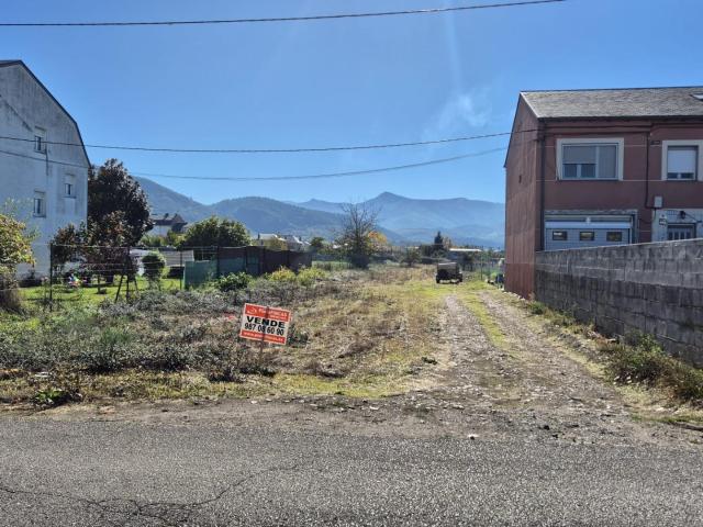 Terreno en venta en La Placa, Ponferrada