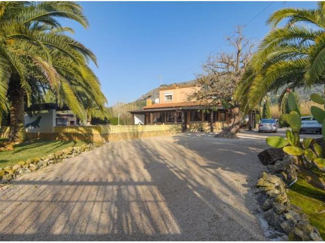 Local Comercial en venta en Alcalalí
