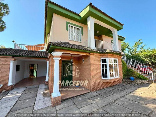 Terreno en venta en Almodóvar Del Río, Andalucía