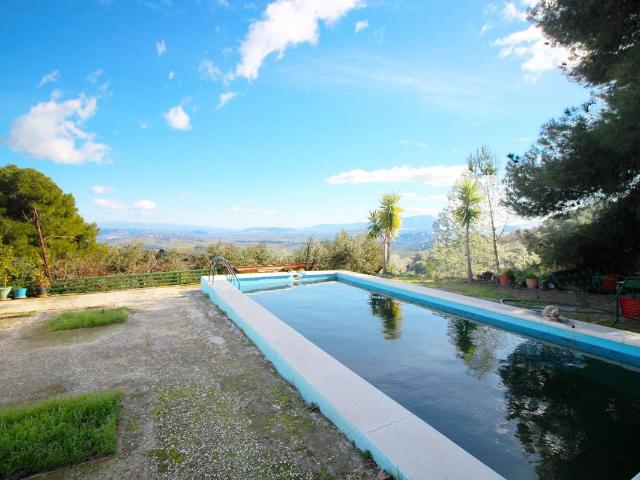 Terreno en venta en Sierra de las Nieves, Andalucía