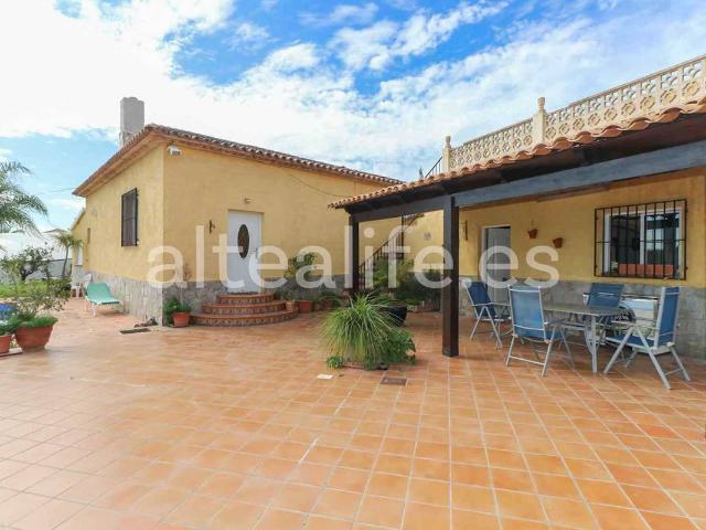 Terreno en venta en Altea