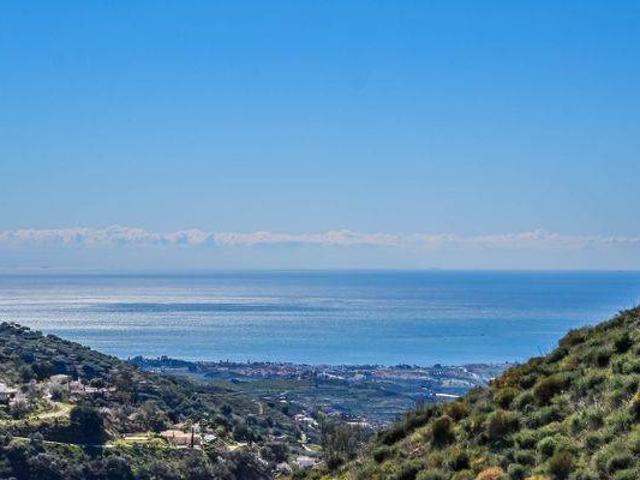 Terreno en venta en La Axarquía, Andalucía