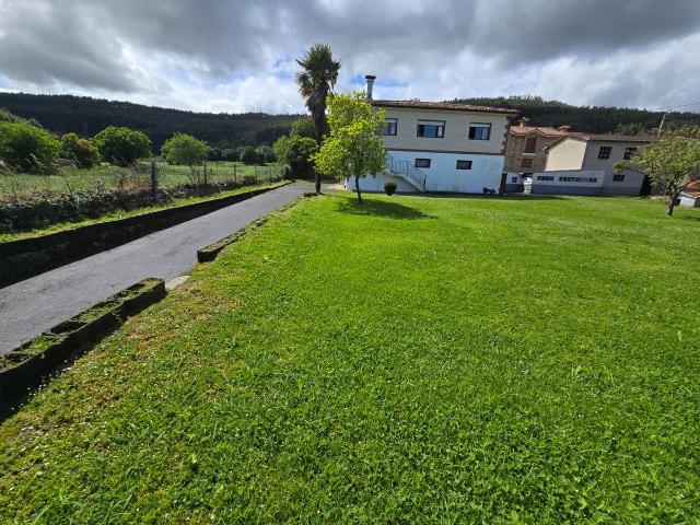Terreno en venta en Barrio Palacio, Arnuero