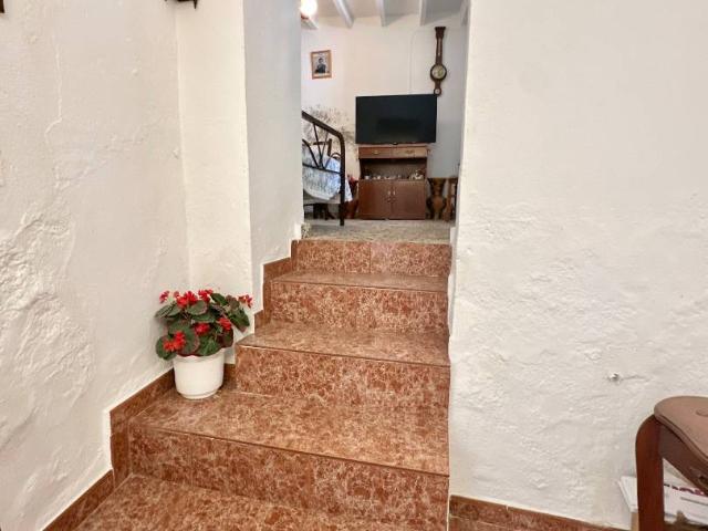Villa en venta en Benamargosa