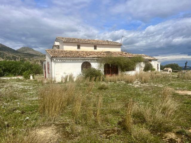 Terreno en venta en la Marina Alta, Valencia