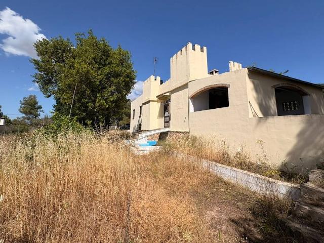 Terreno en venta en l'Alt Vinalopó / El Alto Vinalopó, Valencia
