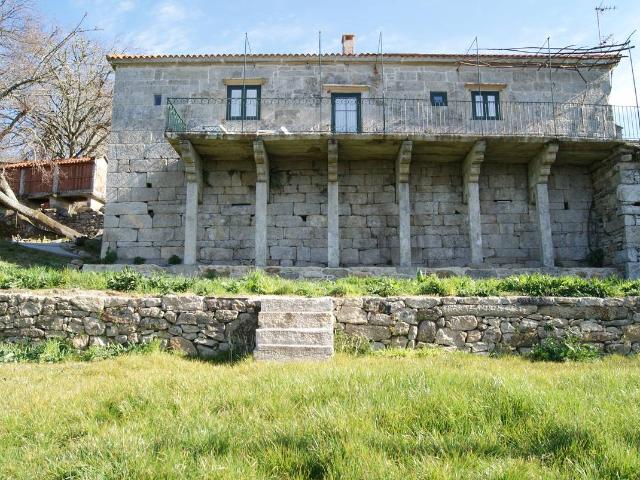 Terreno en venta en O Carballiño, Galicia
