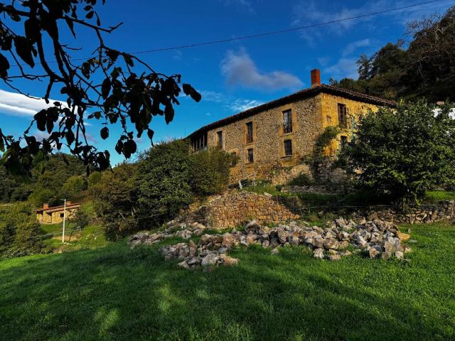 Terreno en venta en Cabezón De Liébana, Cantabria