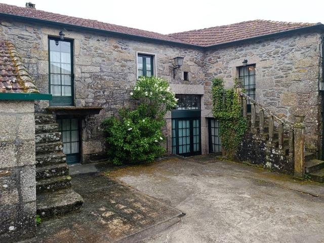 Terreno en venta en Chantada, Galicia