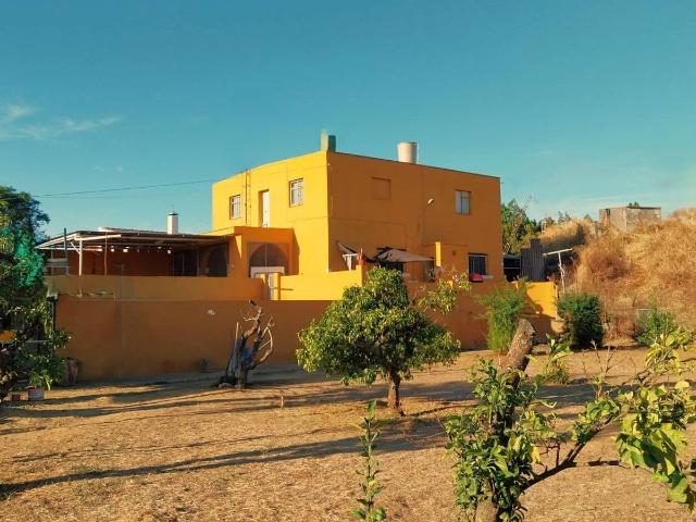 Terreno en venta en Carmona, Andalucía