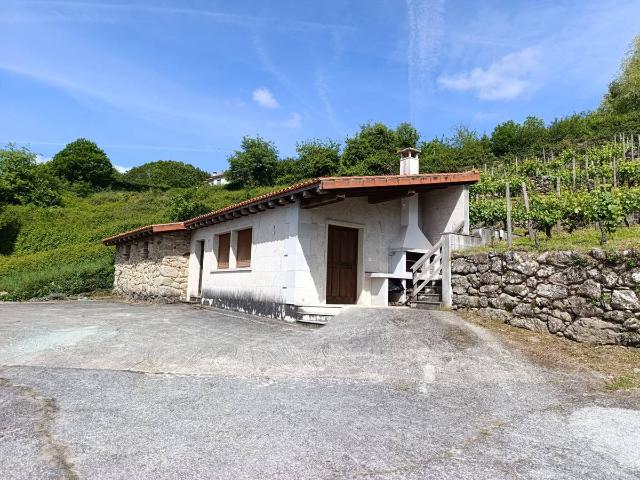 Terreno en venta en Chantada, Galicia