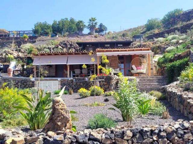 Terreno en venta en Guía de Isora, Canarias
