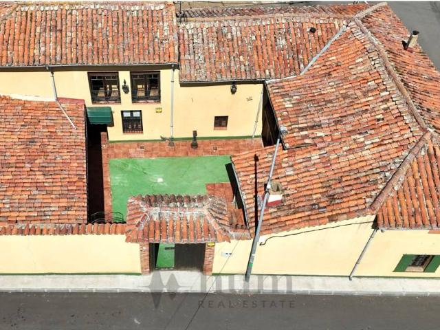 Terreno en venta en Chozas De Abajo, Castilla y León