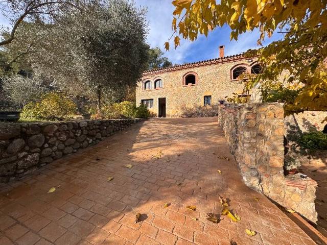 Terreno en venta en Alt Empordà, Catalunya