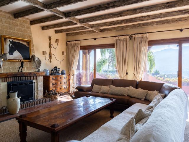 Terreno en venta en Coín, Urbanización Los Alijares