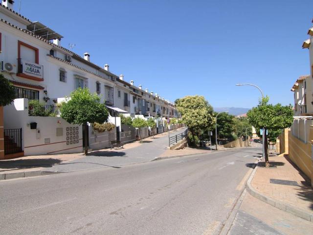 Terreno en venta en Coín, Urbanización Los Alijares