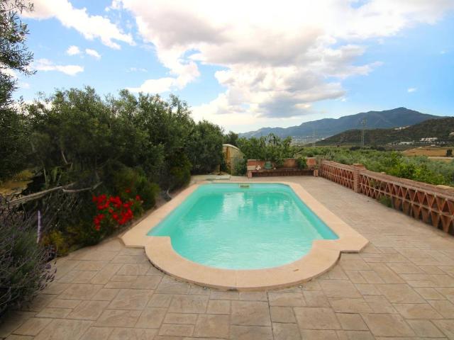Terreno en venta en Coín, Urbanización Los Alijares