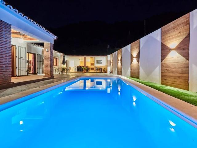 Terreno en venta en Colmenar, Málaga