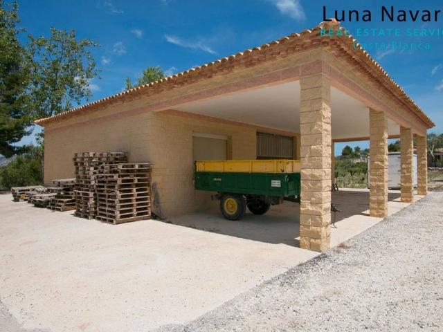 Terreno en venta en la Marina Baixa, Valencia