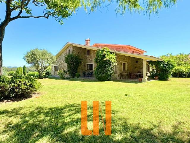 Terreno en venta en Oleiros, A Coruña