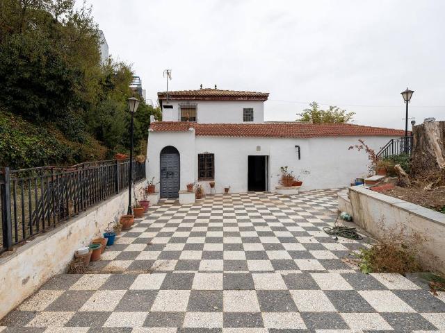 Terreno en venta en Comarca de la Vega de Granada, Andalucía
