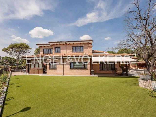Terreno en venta en Villaviciosa De Odón, Madrid